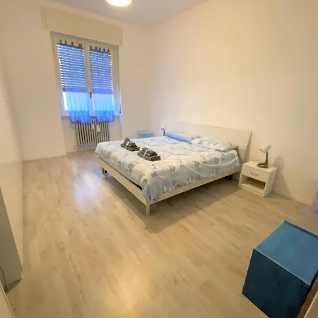 Apartment Casa Manolo Navigli Milan