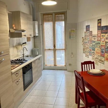 Casa Manolo Navigli Milan *
