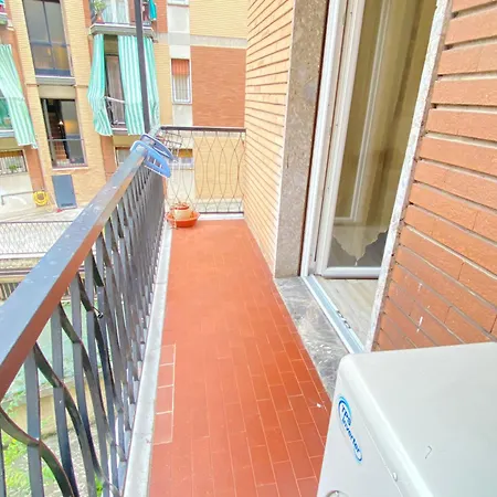Casa Manolo Navigli Milan Corsico