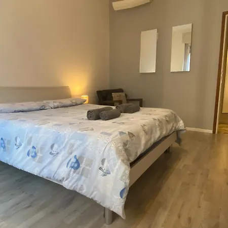 Casa Manolo Navigli Milan Corsico